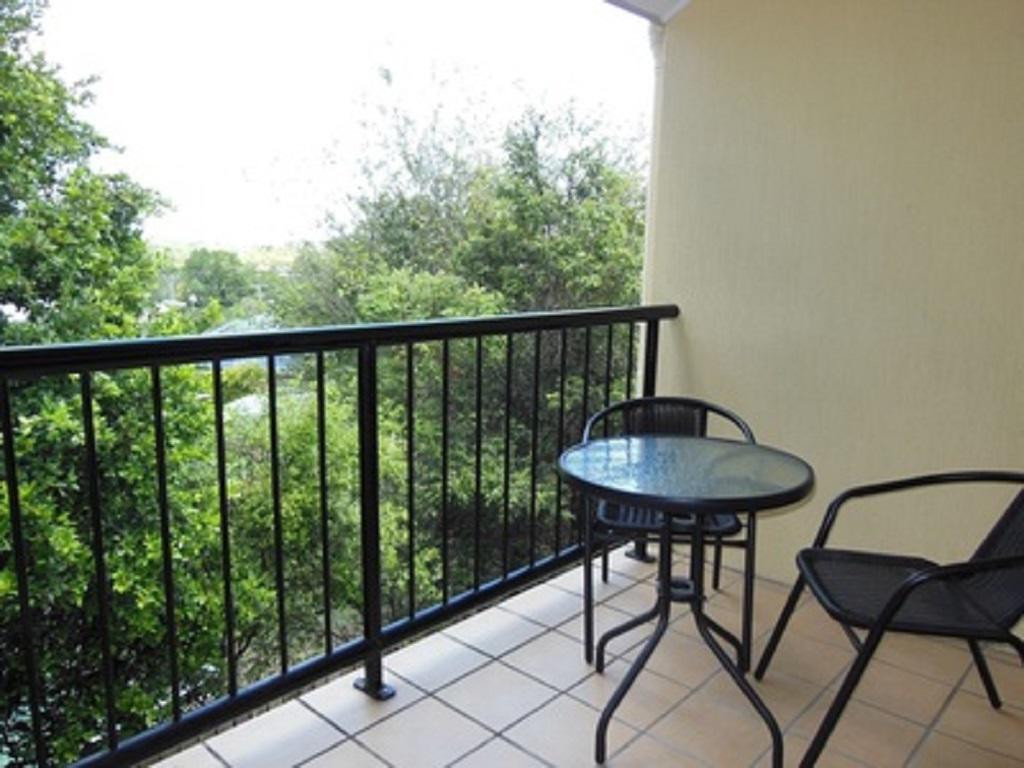 Hospital Grove Apartments Nambour Habitación foto